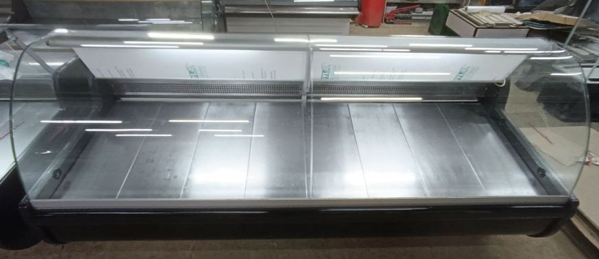 2.55 м. Холодильна гастрономічна вітрина "Cold " , (Польща). б/в 2.55 м Холодильна гастрономічна вітрина Cold (Польща). б/в фото