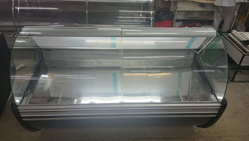 2 м. Холодильна гастрономічна вітрина "Cold " , (Польща). б/в Холодильна гастрономічна вітрина "Cold " 2.05 м., (Польща). б/в фото